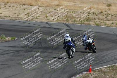 media/Apr-20-2025-AHRMA (Sun) [[393a79c373]]/Race/Group 10/Turn 4b/